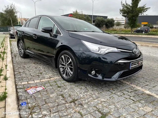 Toyota Avensis SD 1.6 D-4D Exclusive +P.Business - 4