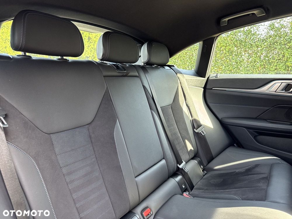 BMW i4 70.3kWh eDrive 35 M Sport - 26