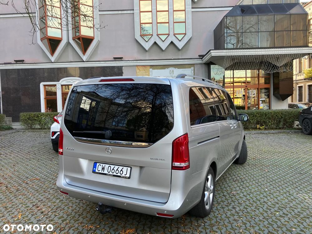 Mercedes-Benz Klasa V 250 (BlueTEC) d Avantgarde 7G-Tronic (d³ugi) - 7