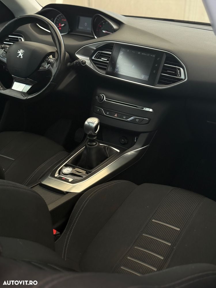 Peugeot 308 1.6 THP Active - 7