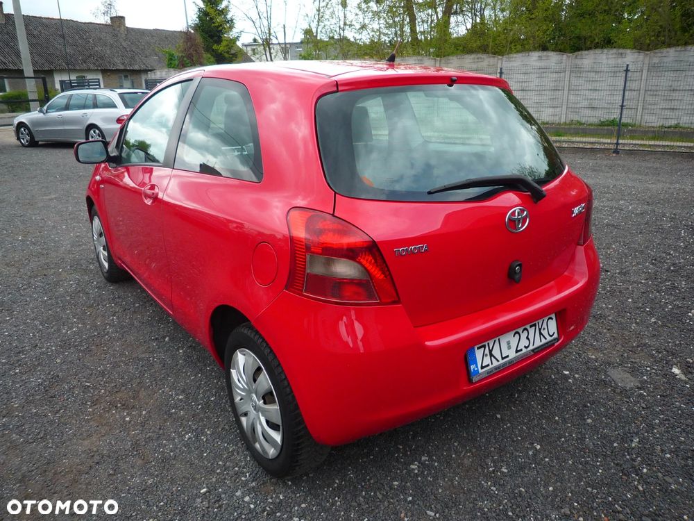 Toyota Yaris 1.4 D-4D Cool - 3