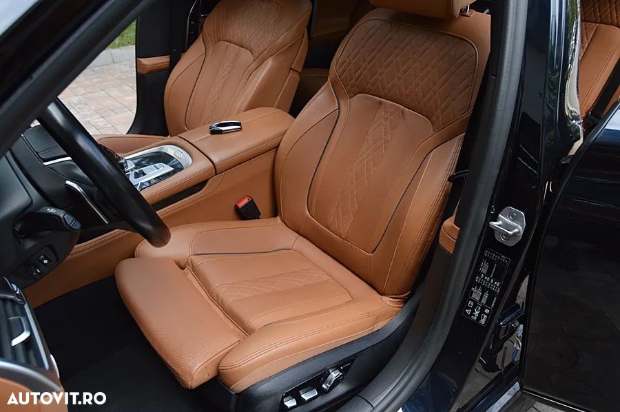 BMW Seria 7 730Ld xDrive - 37