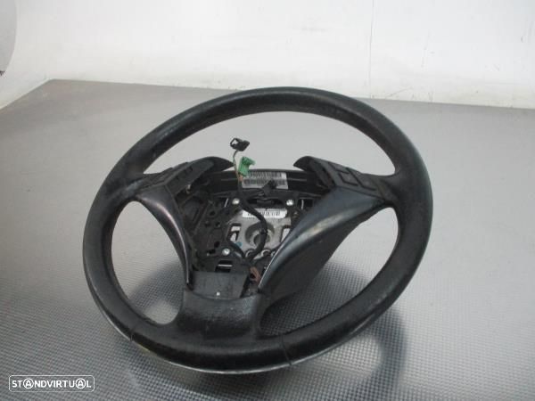 Volante Bmw 5 (E60) - 3
