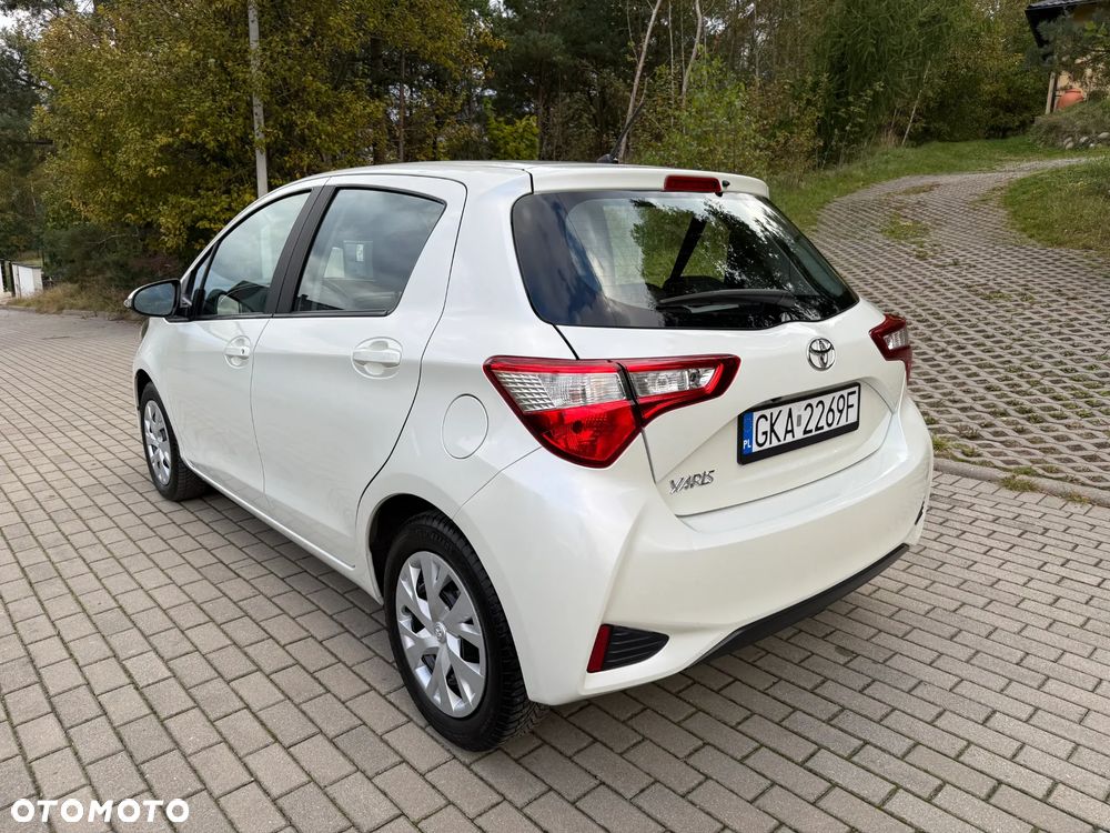 Toyota Yaris 1.5 Dynamic - 10