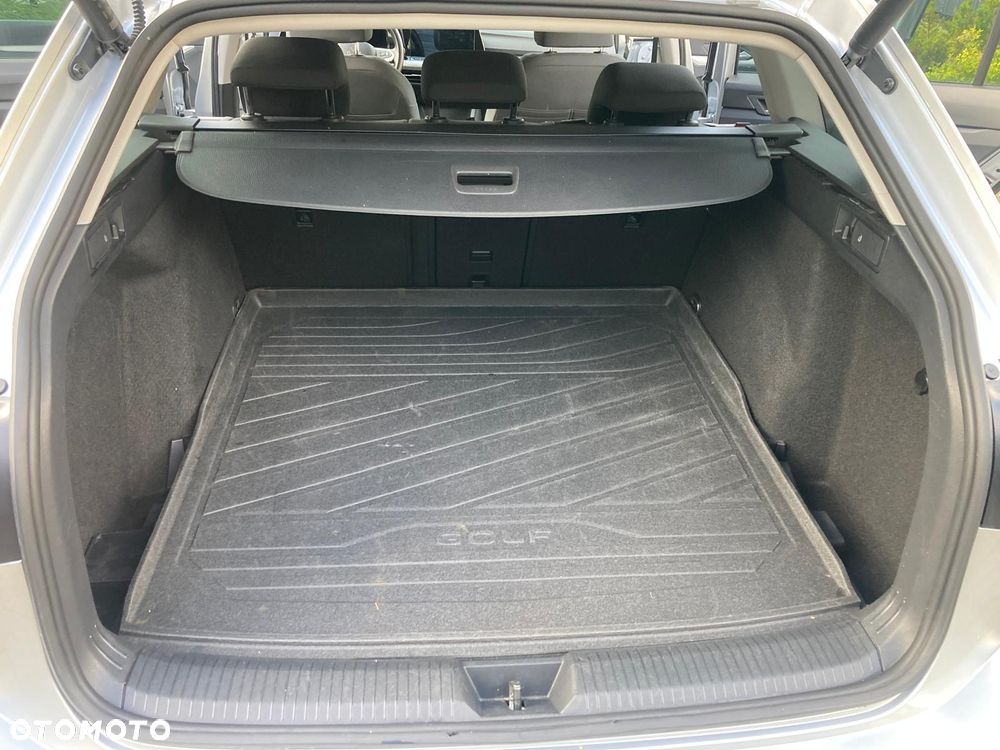 Volkswagen Golf 1.0 TSI DSG Join - 10