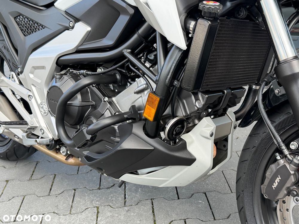 Honda NC - 19