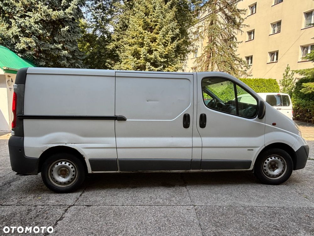 Opel Vivaro - 2