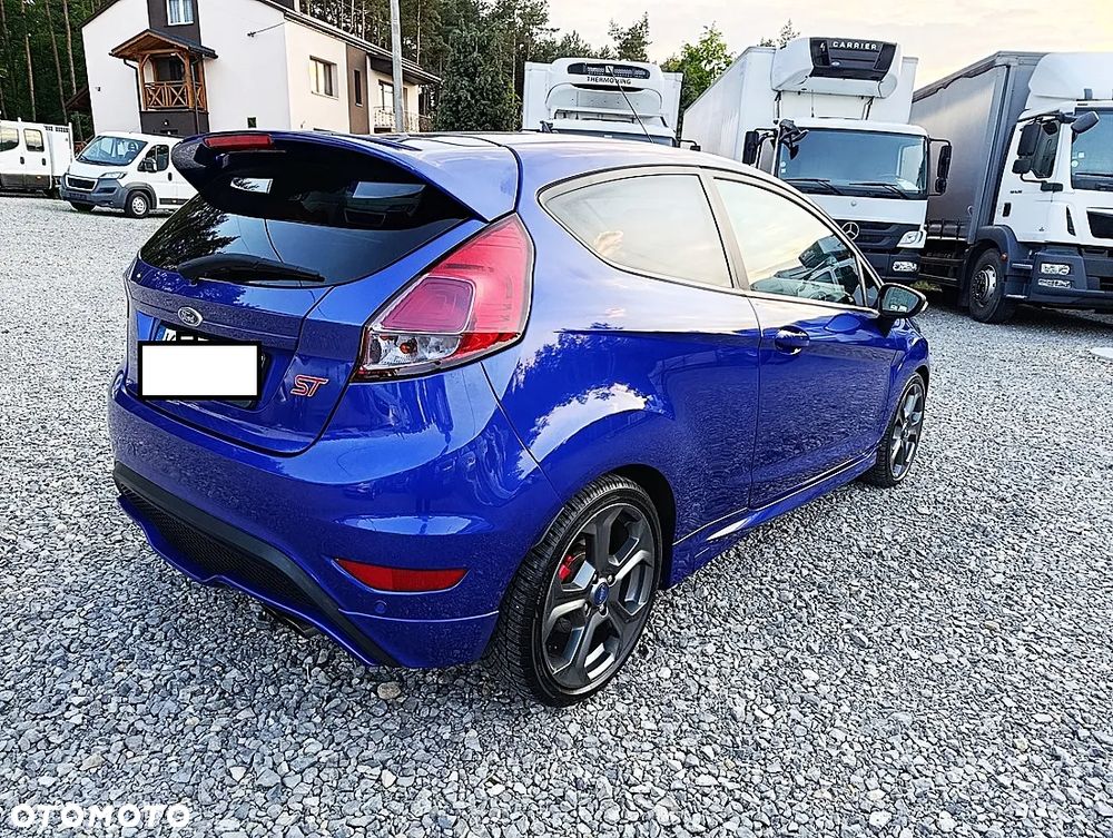 Ford Fiesta ST2 EU6 - 11