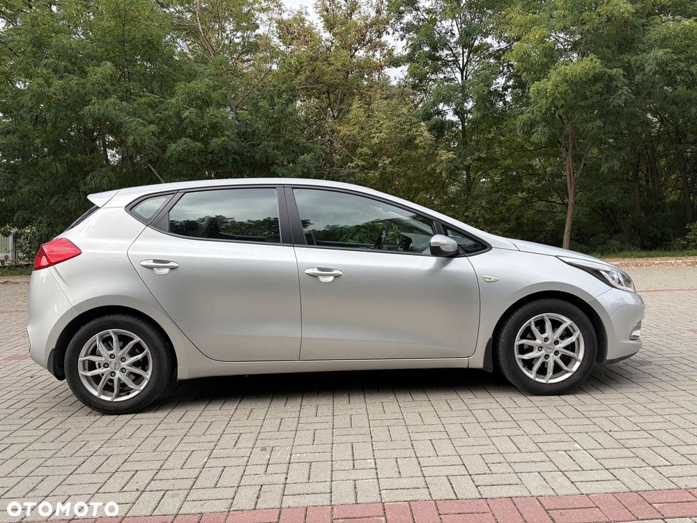 Kia Ceed 1.6 GDI L - 7