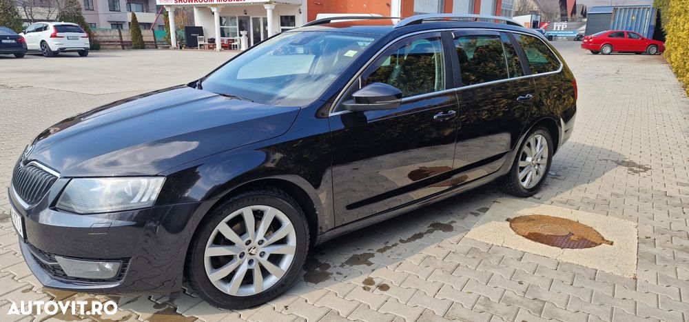 Skoda Octavia 2.0 TDI 4X4 Ambition - 2