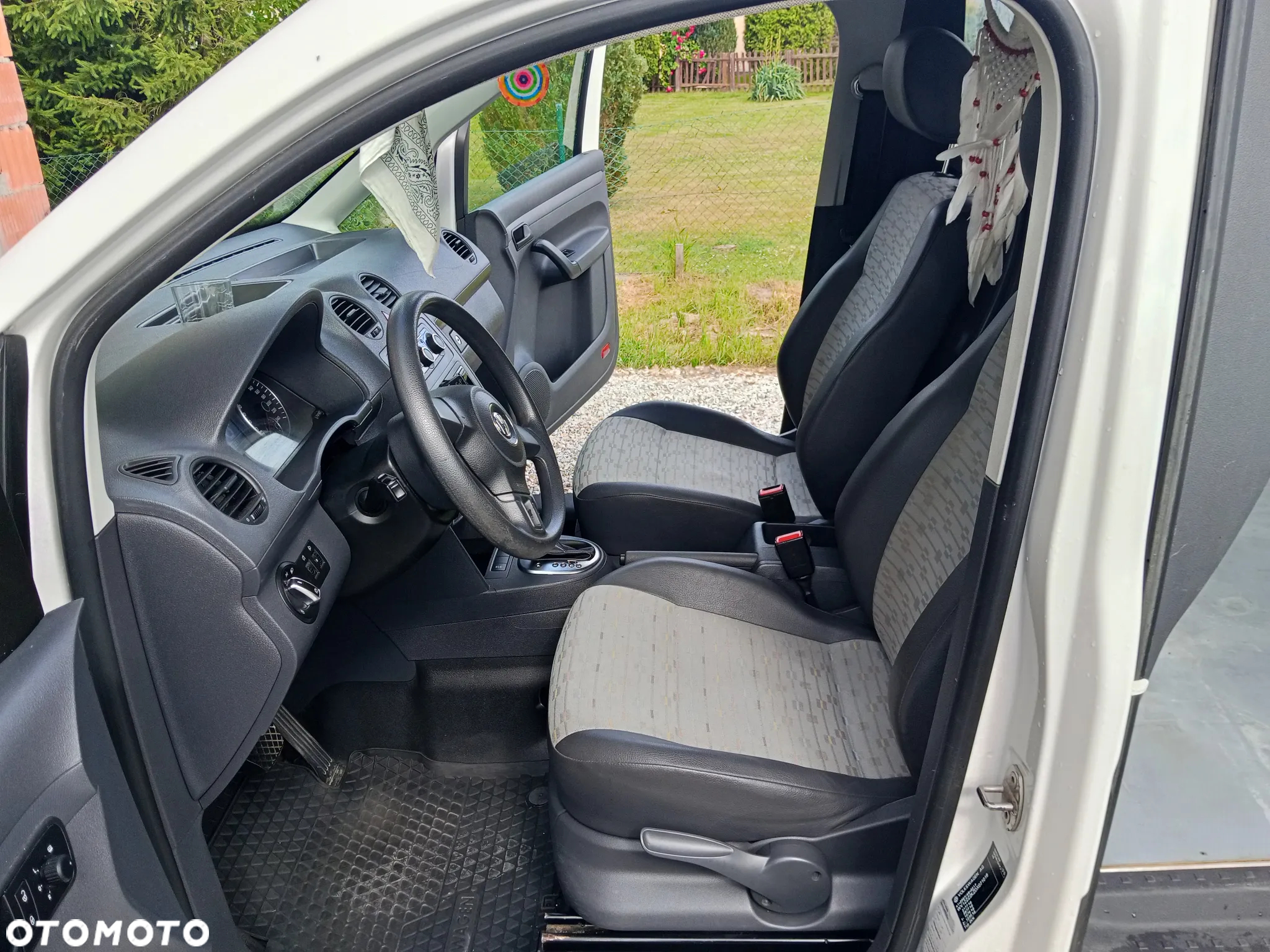 Volkswagen Caddy Maxi 1.6 TDI Comfortline DSG - 16