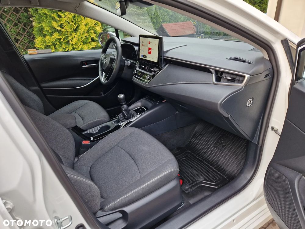 Toyota Corolla 1.5 Comfort - 22
