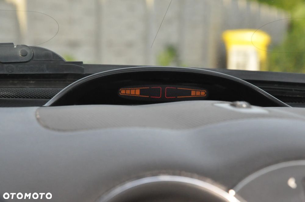 Mercedes-Benz CLK - 22