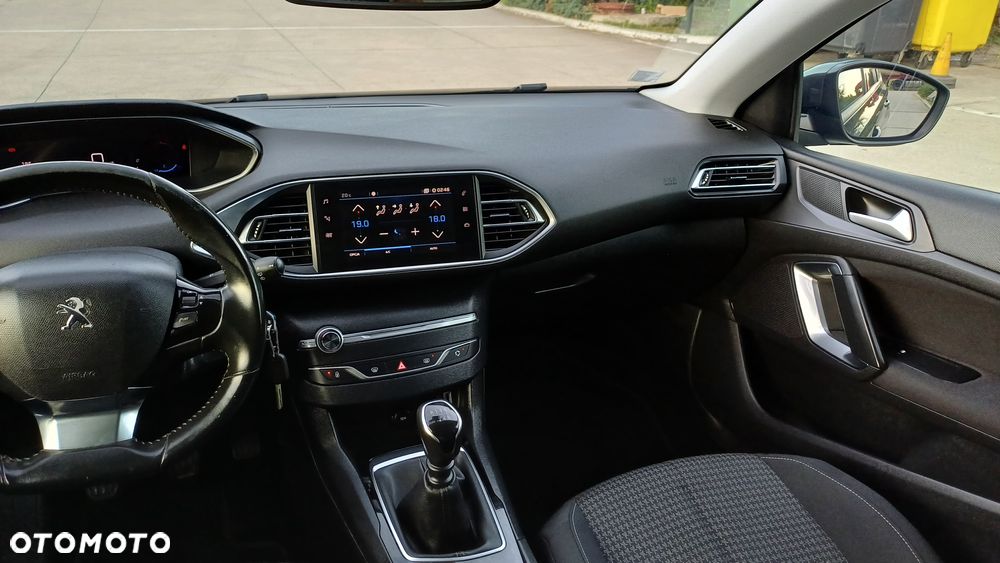 Peugeot 308 1.5 BlueHDi Active Pack Business S&S - 18