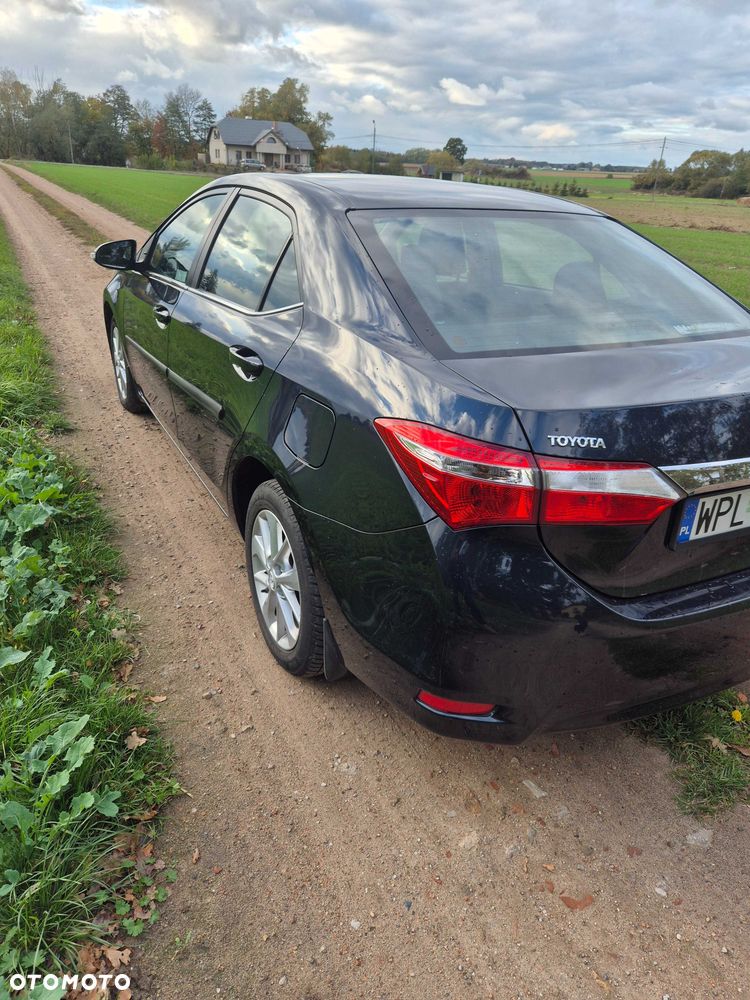 Toyota Corolla - 3