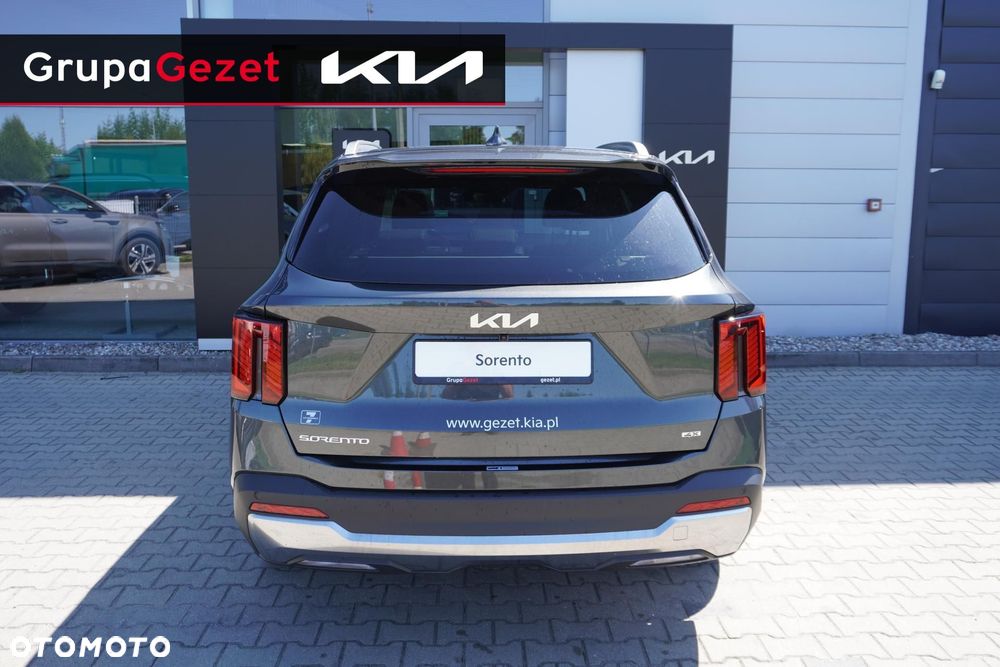 Kia Sorento - 3