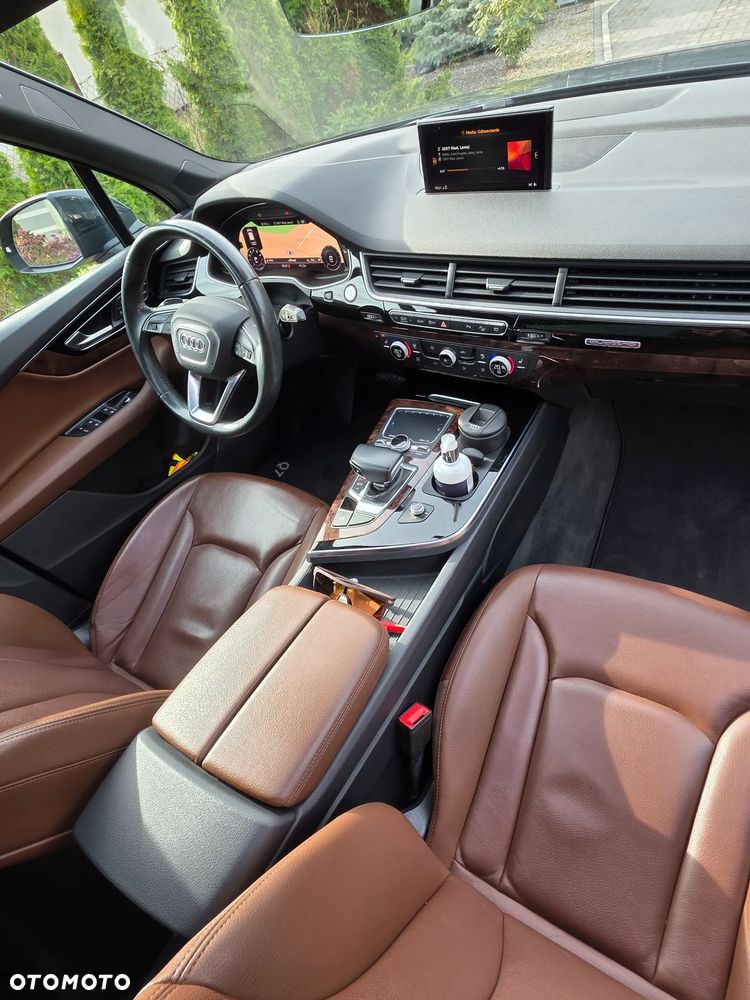 Audi Q7 - 4