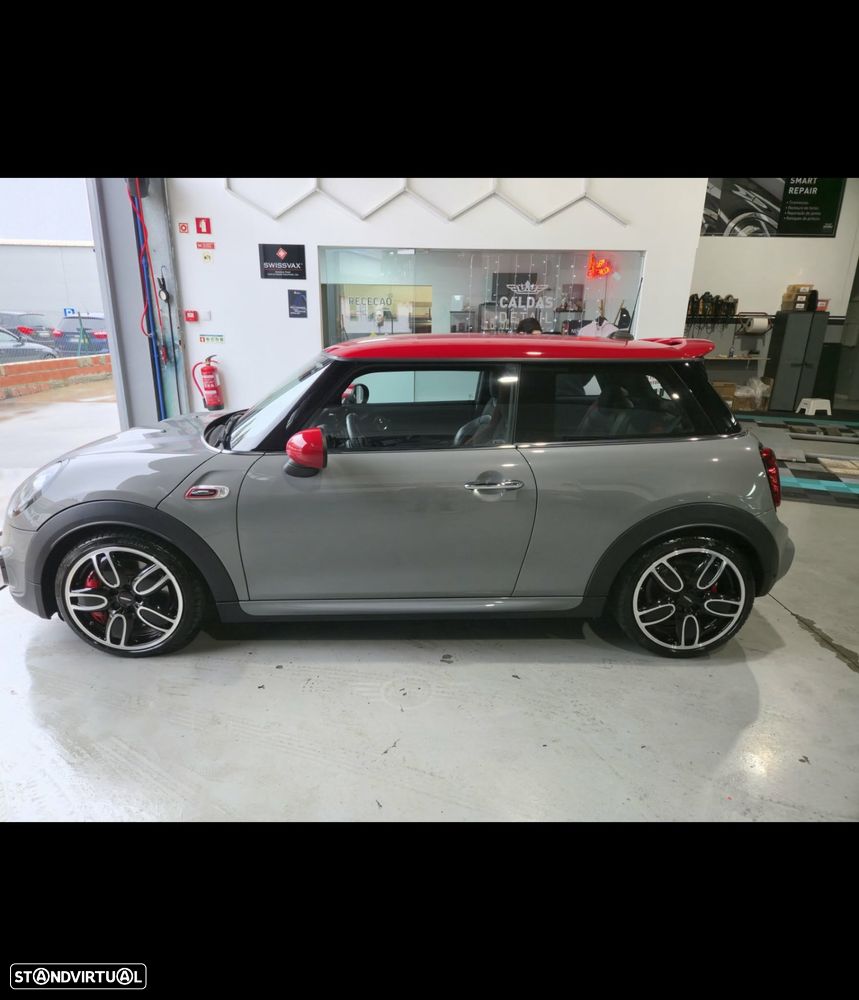 MINI 3 Portas John Cooper Works Auto Desportiva - 2