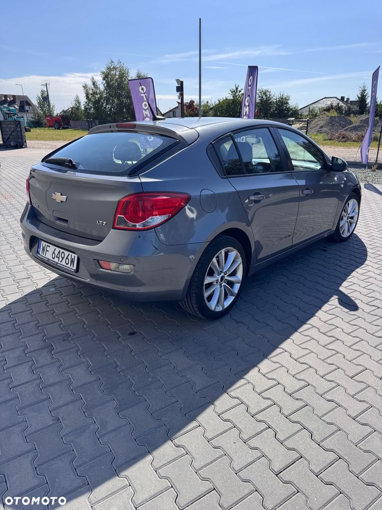 Chevrolet Cruze 2.0 D LTZ - 11