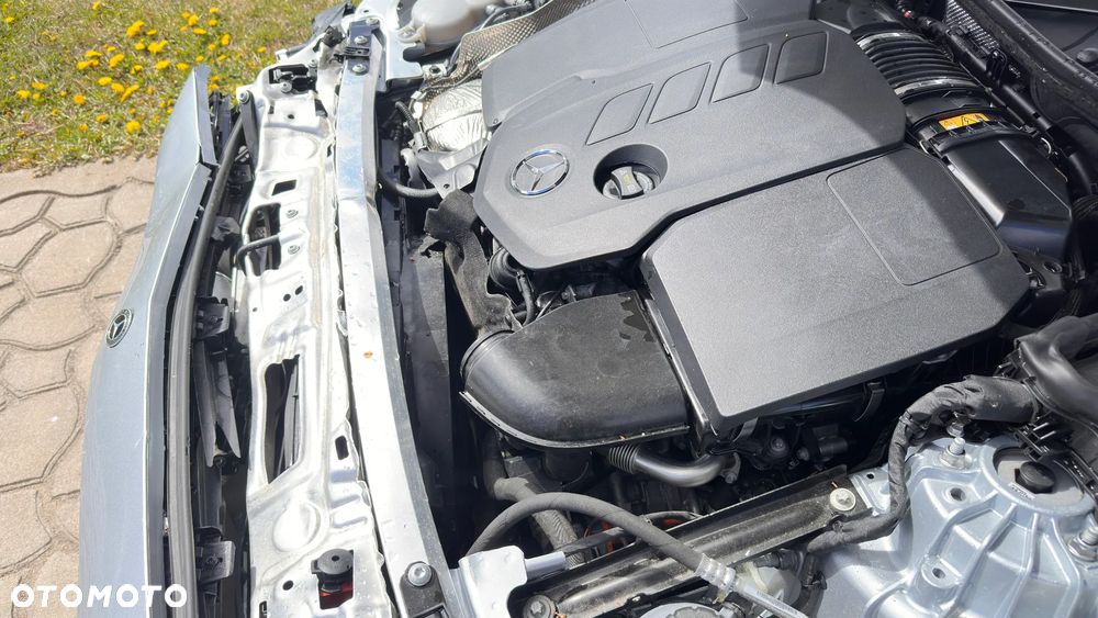 Mercedes-Benz Klasa C 300 de PHEV 4-Matic Avantgarde - 9