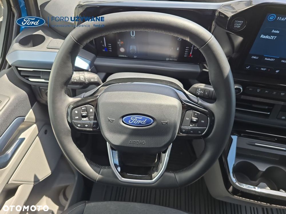 Ford Tourneo Custom - 20