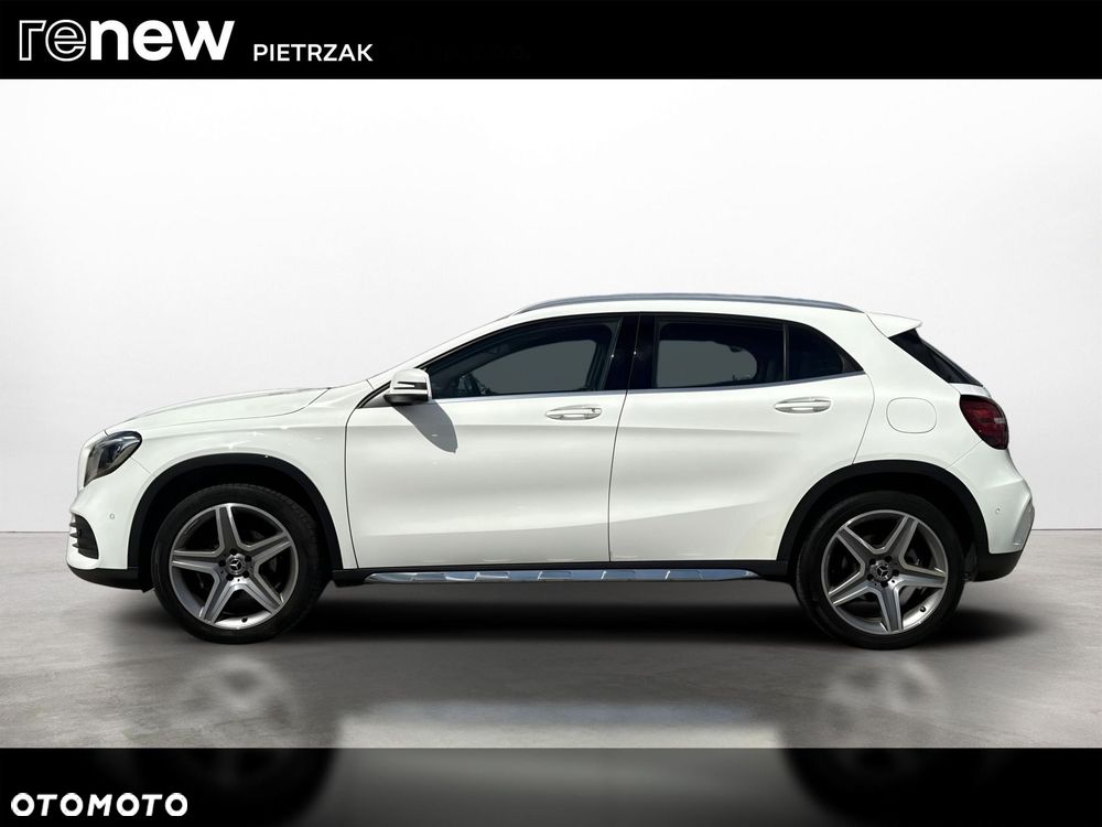 Mercedes-Benz GLA 200 7G-DCT AMG Line - 3