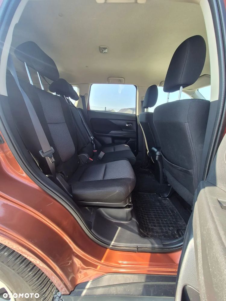 Mitsubishi Outlander 2.2 DID Intense - 12