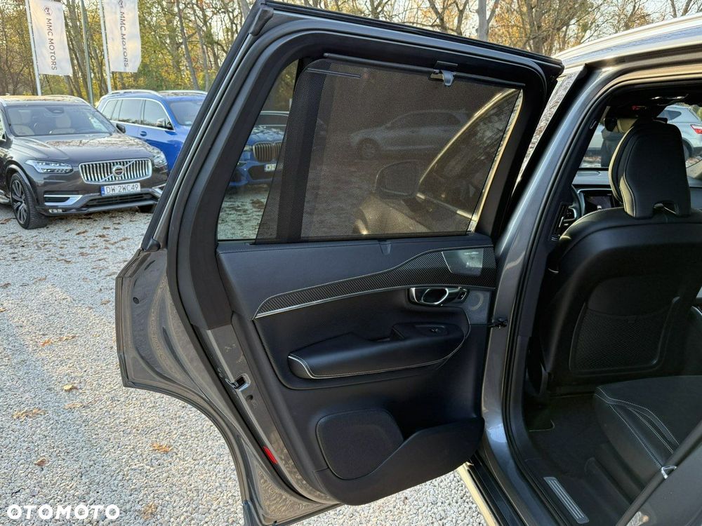 Volvo XC 90 D5 AWD R-Design 7os - 18