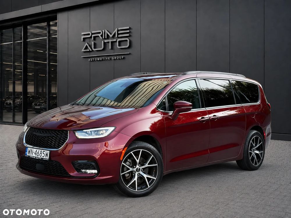 Chrysler Pacifica - 4
