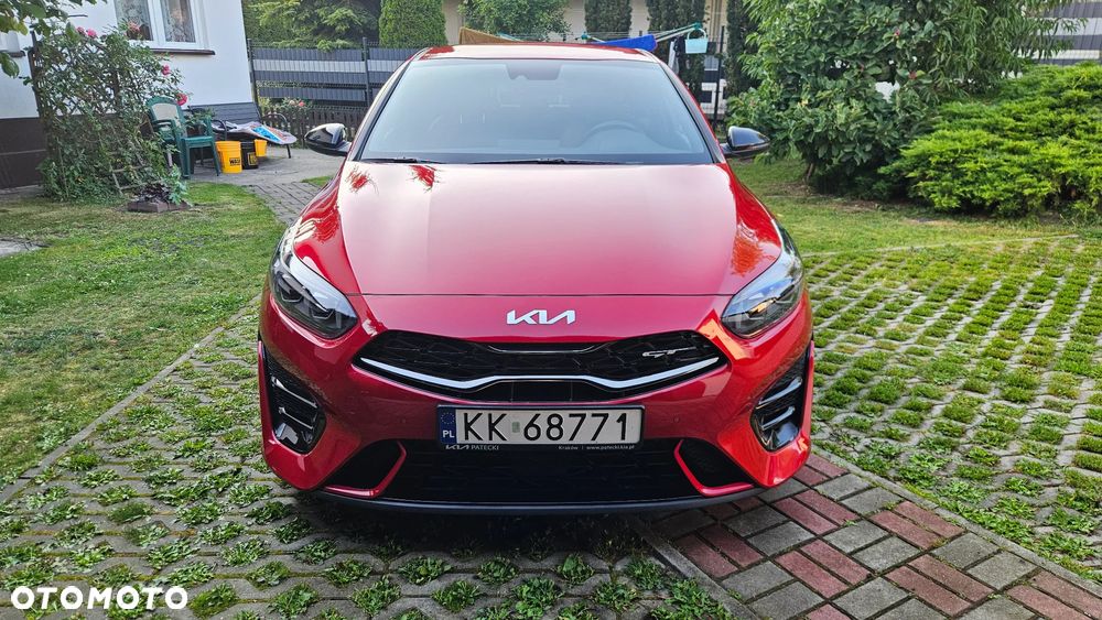 Kia Ceed - 4
