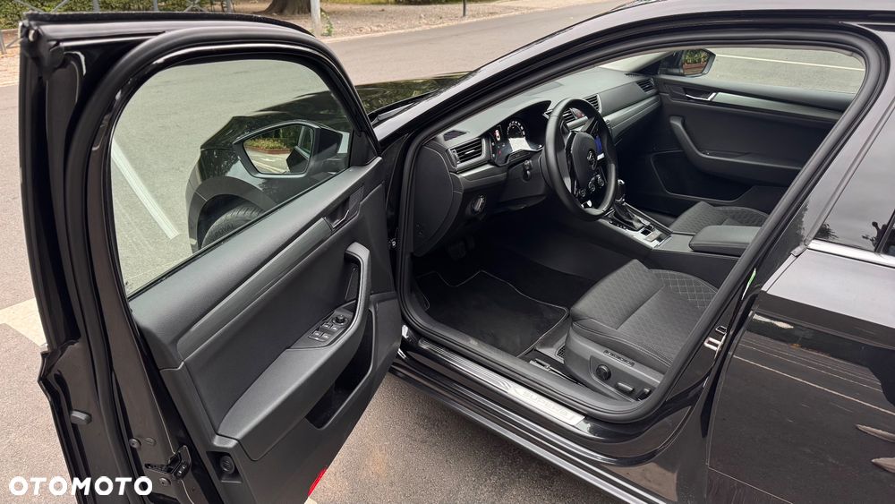Skoda Superb 2.0 TDI Style DSG - 14
