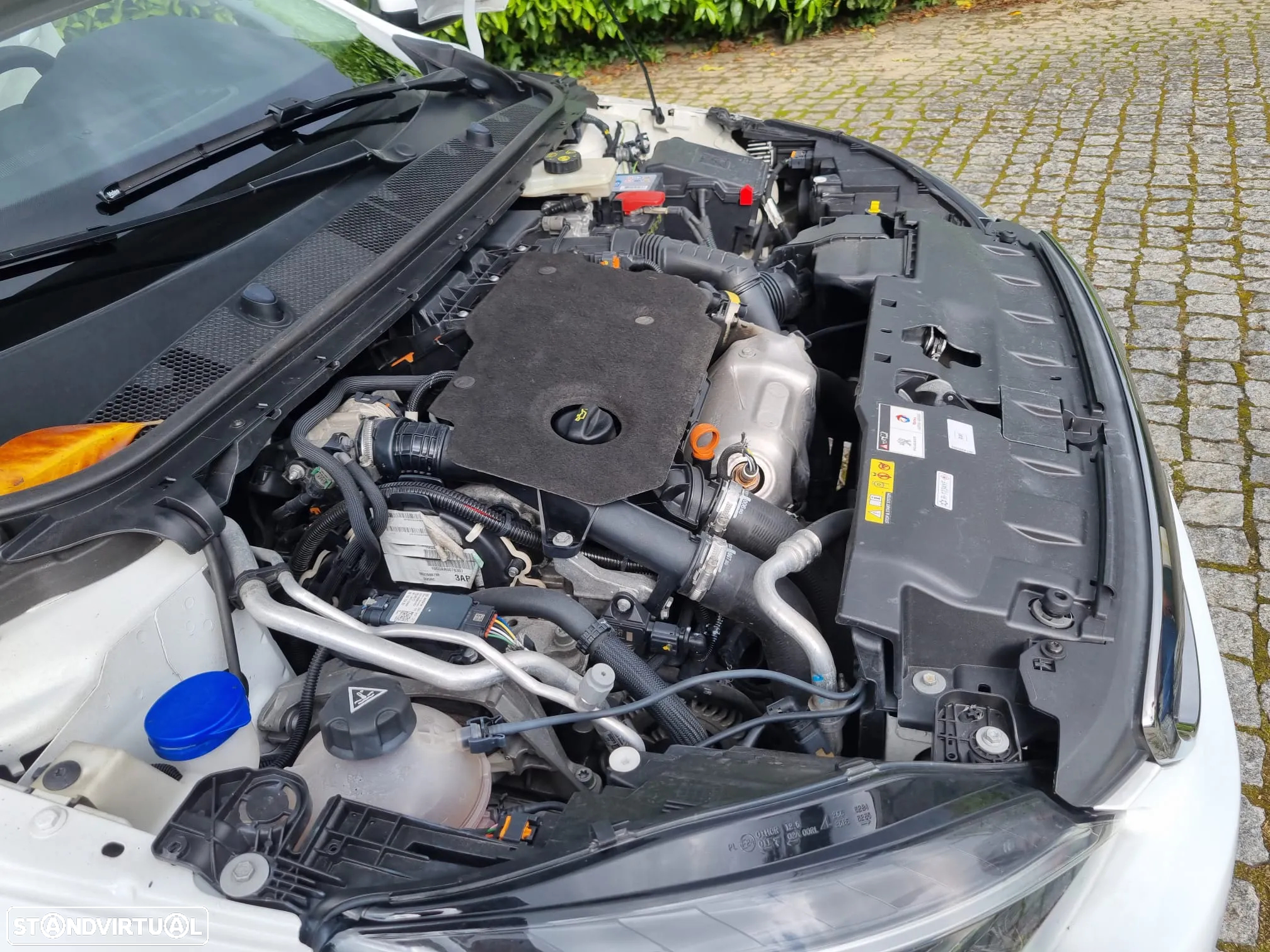 Peugeot 308 SW BlueHDi 130 EAT8 Style - 14