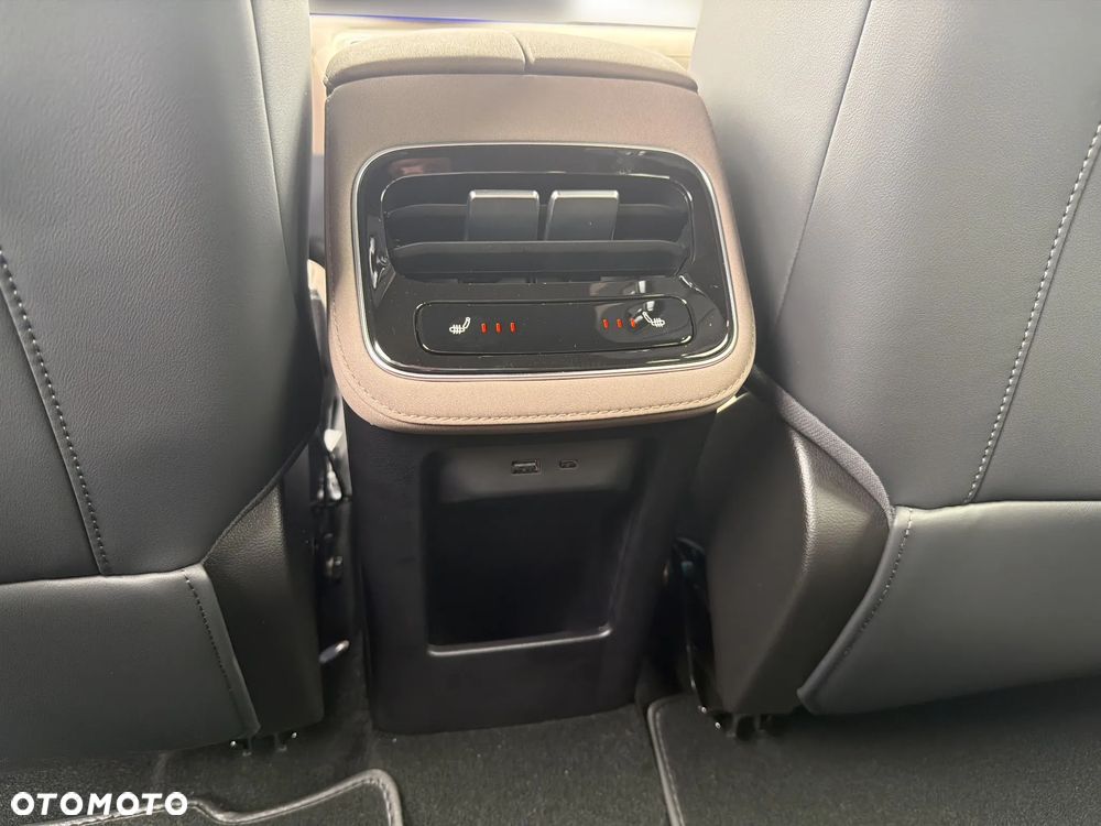 Chery Tiggo 8 1.5 T-GDI Super Hybrid Prestige DCT - 30