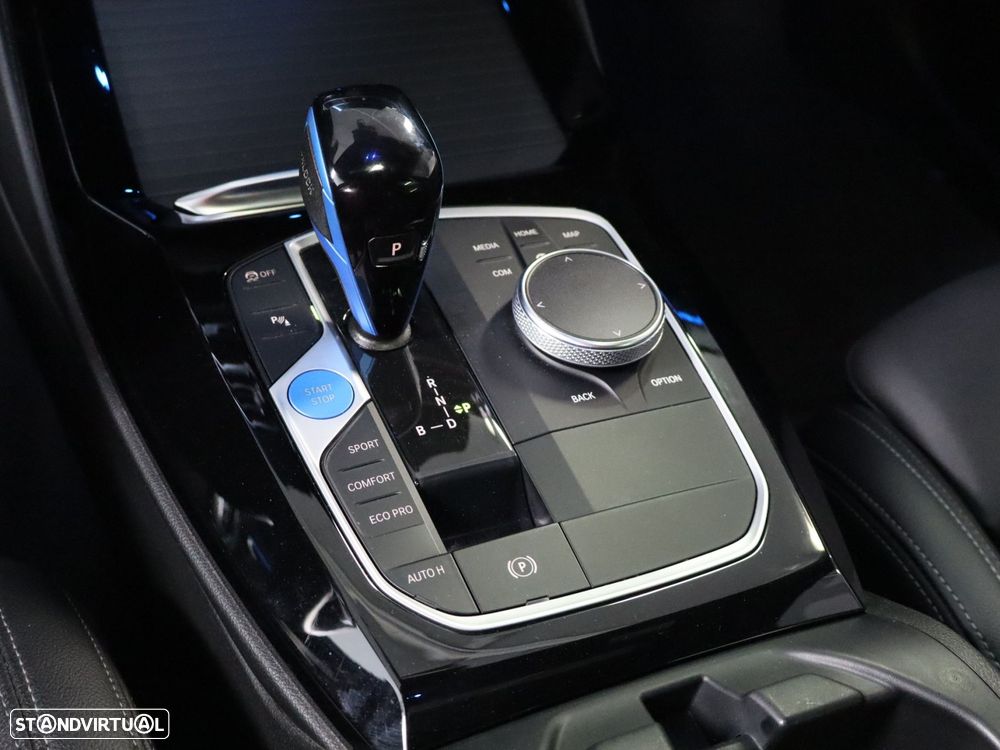 BMW iX3 M Sport Inspiring - 27