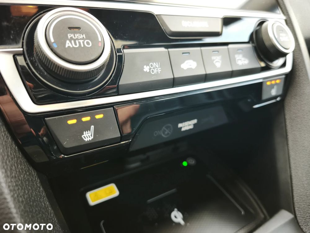 Honda Civic 1.5 T Executive - 30