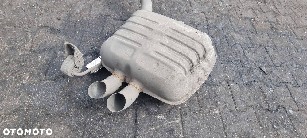 WYDECH KOŃCOWY VOLKSWAGEN PASSAT B8 R-LINE - 3