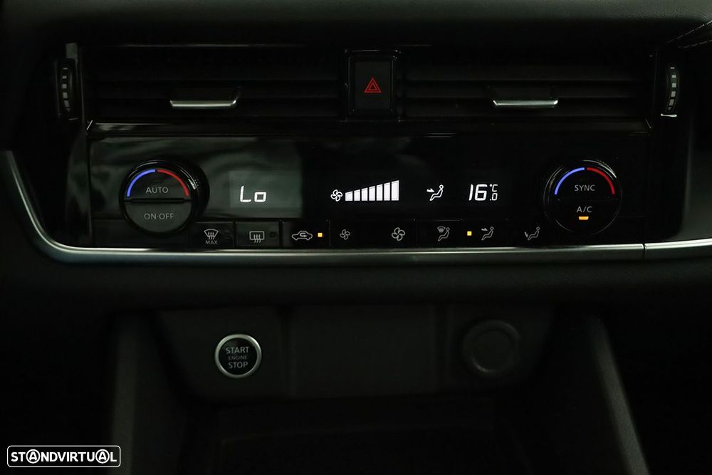 Nissan Qashqai 1.3 DIG-T Acenta Xtronic - 12