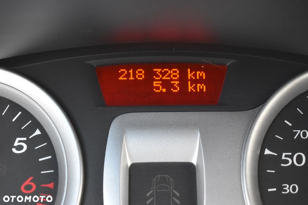 Renault Clio - 8