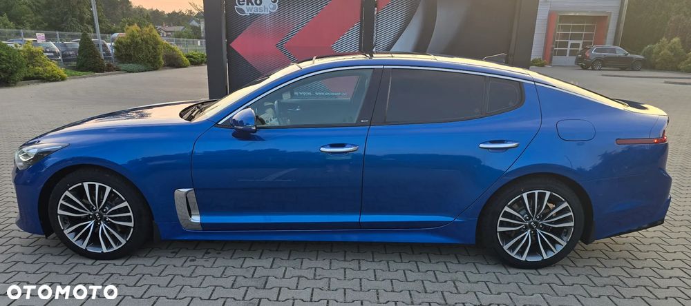 Kia Stinger - 4
