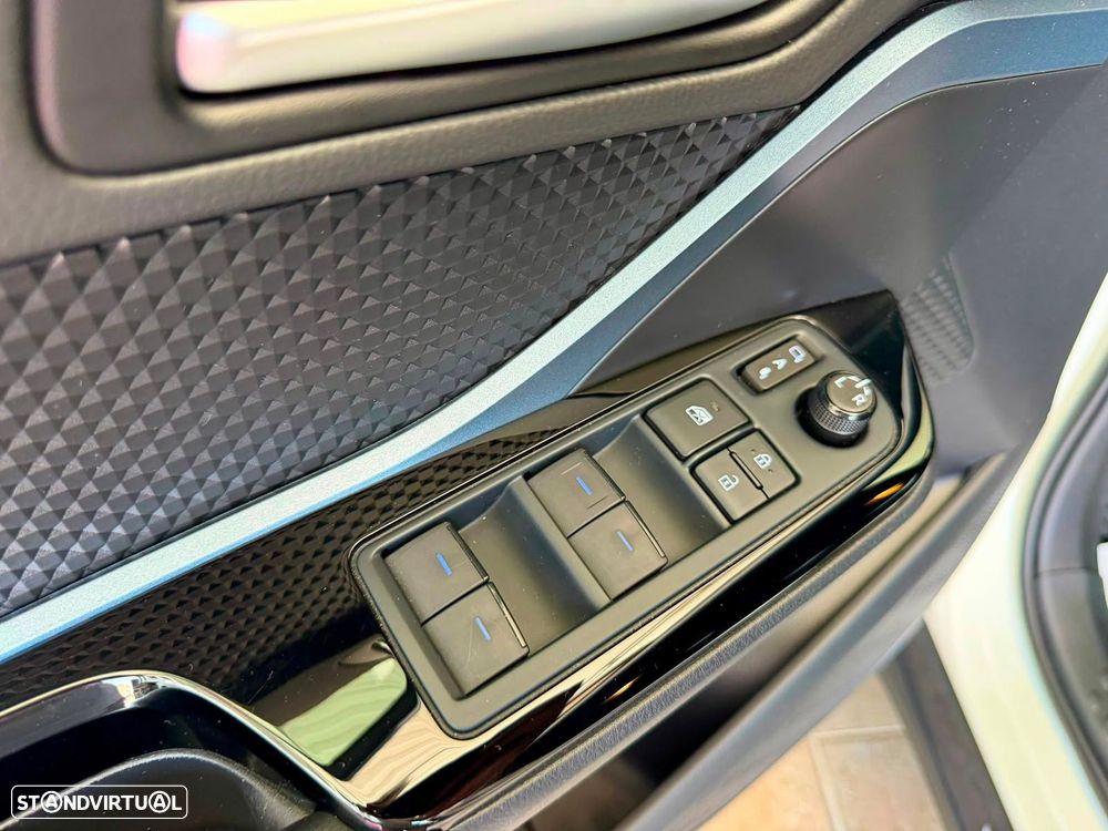 Toyota C-HR 1.8 Hybrid Square Collection - 22