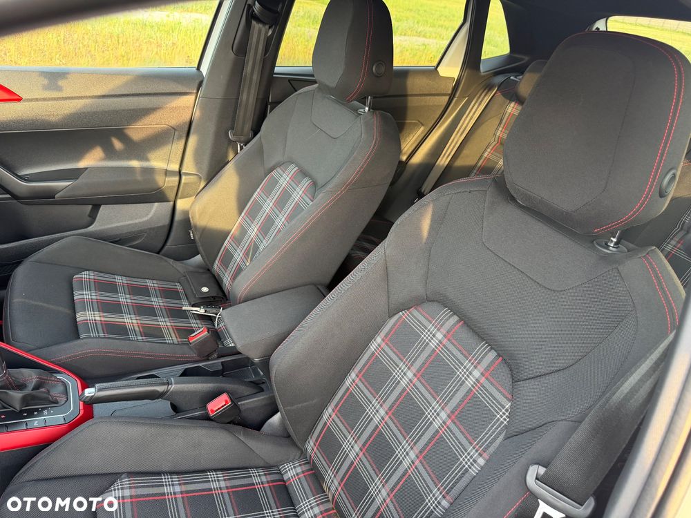 Volkswagen Polo 2.0 TSI DSG GTI - 20