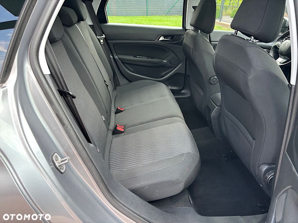 Peugeot 308 1.6 e-HDi Allure S&S - 38