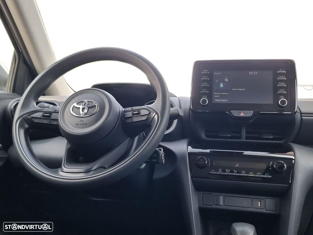 Toyota Yaris Cross 1.5 HDF Comfort - 9