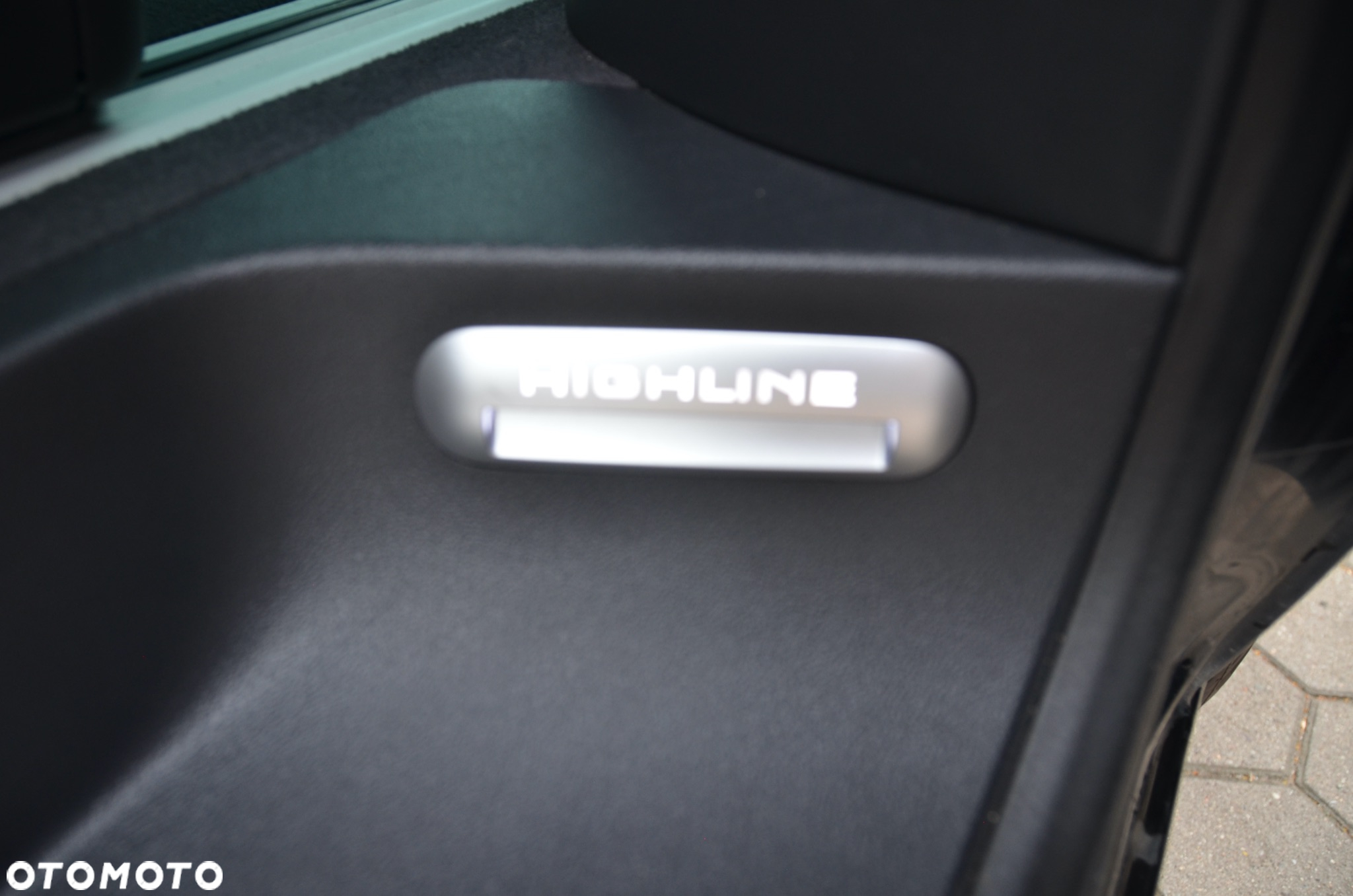 Volkswagen Multivan - 10
