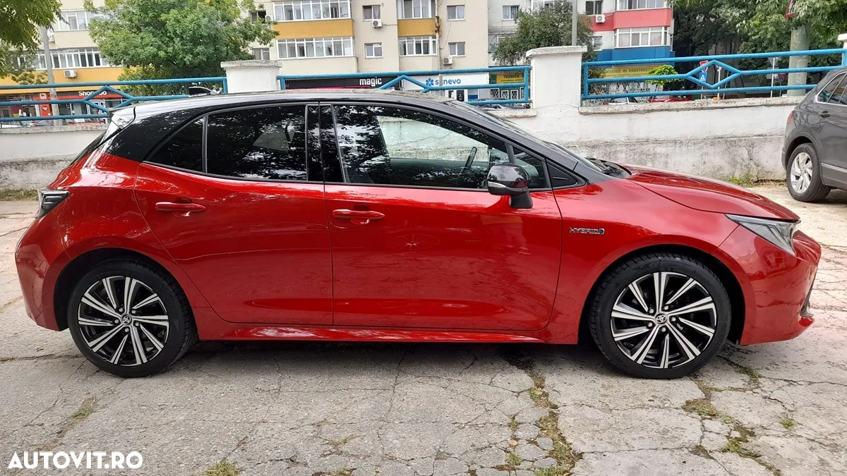 Toyota Corolla 1.8 HSD Exclusive - 8