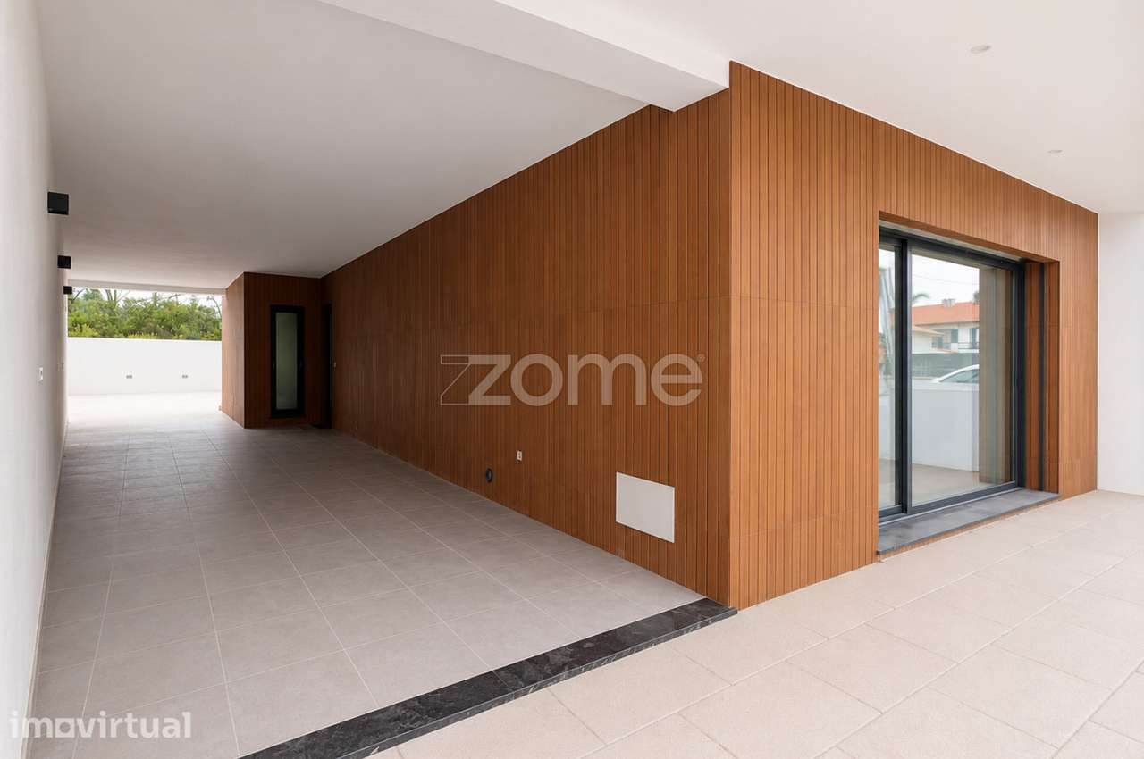 Moradia T4 - Design moderno junto à Ria - Grande imagem: 3/33