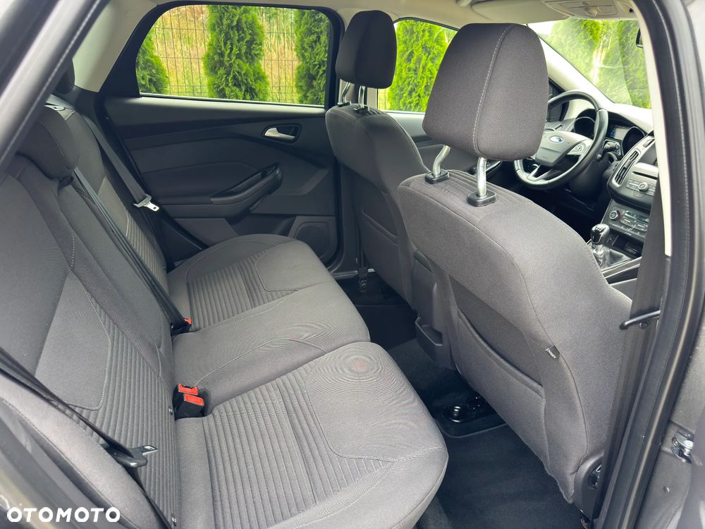 Ford Focus 1.0 EcoBoost Titanium - 6