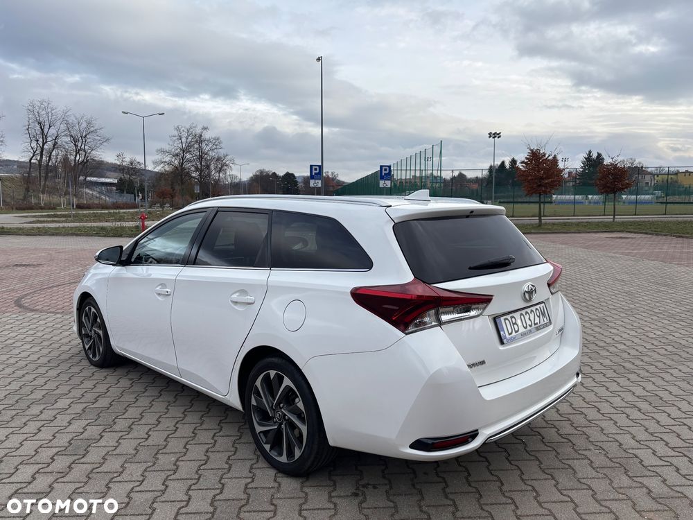 Toyota Auris 1.6 D-4D Comfort - 5