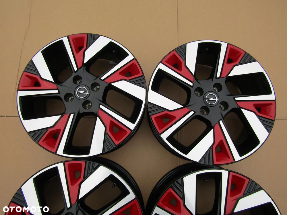 4x Felgi Aluminiowe 18 Opel Mokka II B Corsa F Peugeot 2008 II 2008 5008 Citroen DS3 DS4 C4 Cactus C3 II III 7 j 4x108 ET35 - 6