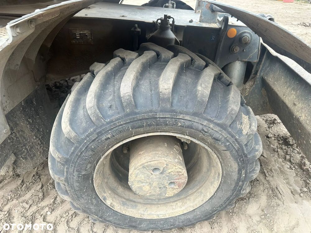 Liebherr A914 compact - 7